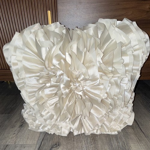 Vntgpier ivory satin ruffled - ivory,